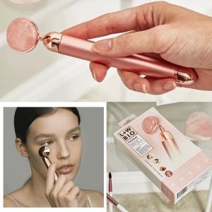 Luxe + Willow Quartz Vibrating Facial Massager